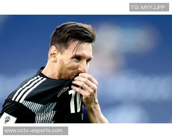 姆巴佩向中国球迷送中秋祝福期待分享月饼和团圆饭的温馨时刻 姆巴佩向中国球迷送中秋祝福期待分享月饼和团圆饭的温馨时刻