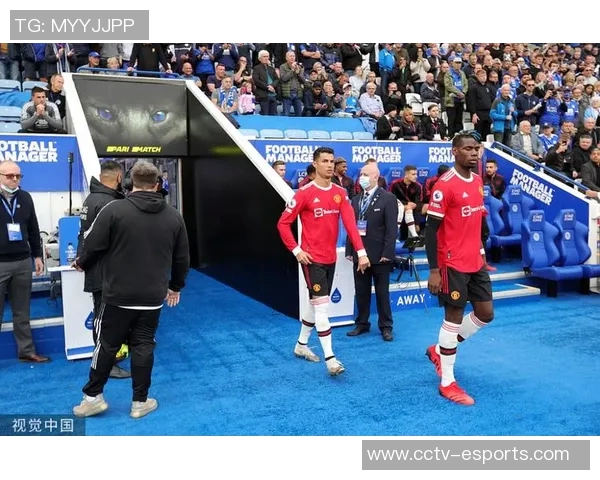 博格巴携妻子共同推出个人服装品牌PogbaMDXCIII引发关注