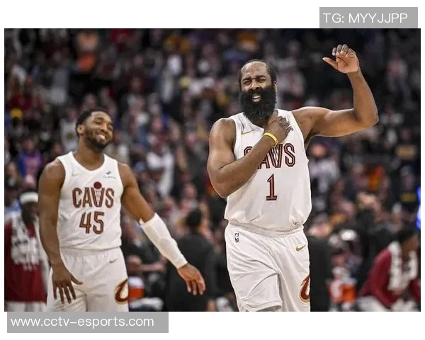 哈登与小卡同场各砍30分称赞彼此为联盟历史顶尖天才球员